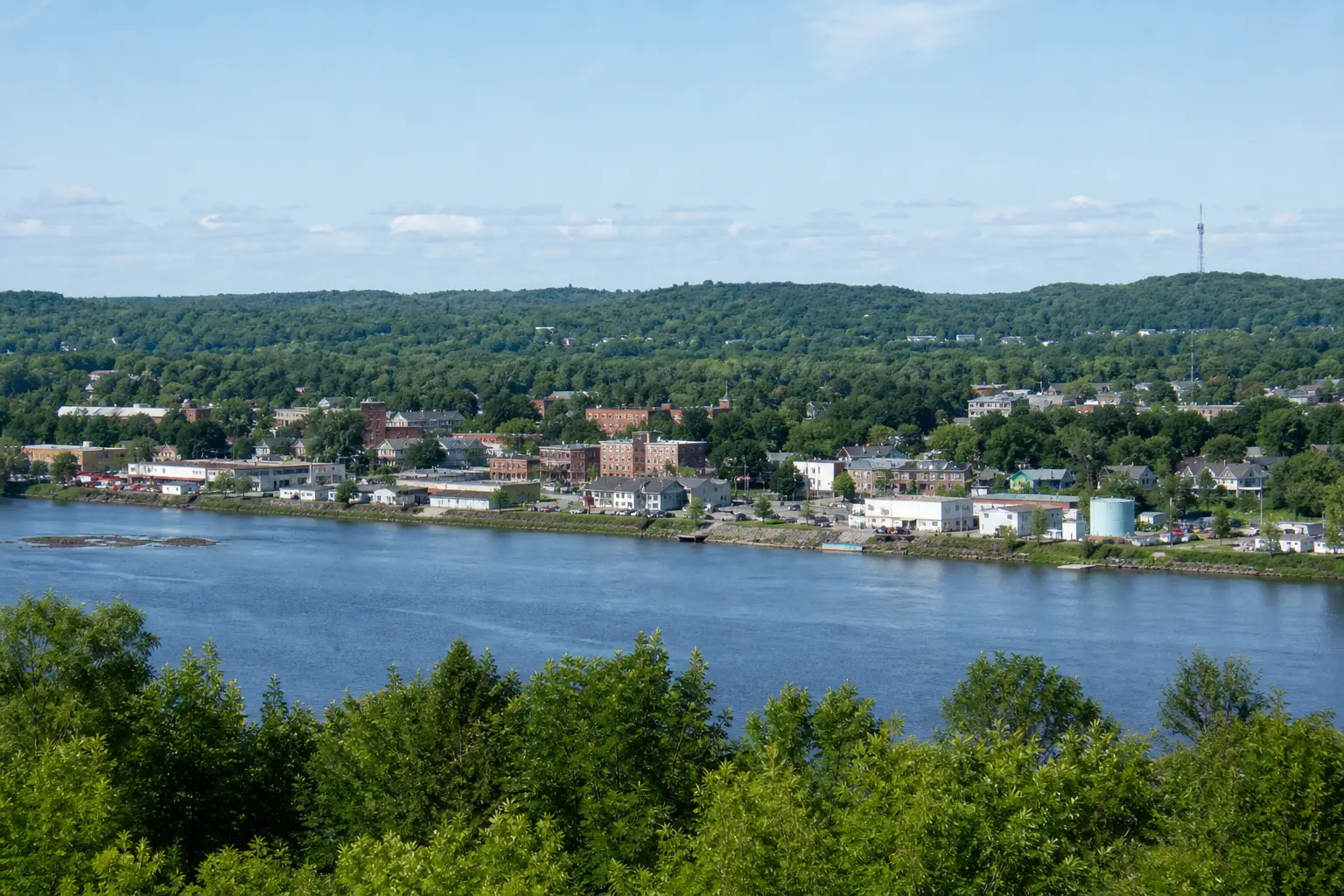 Arnprior river town